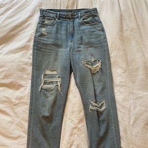 Ripped American Eagle Mom Jeans